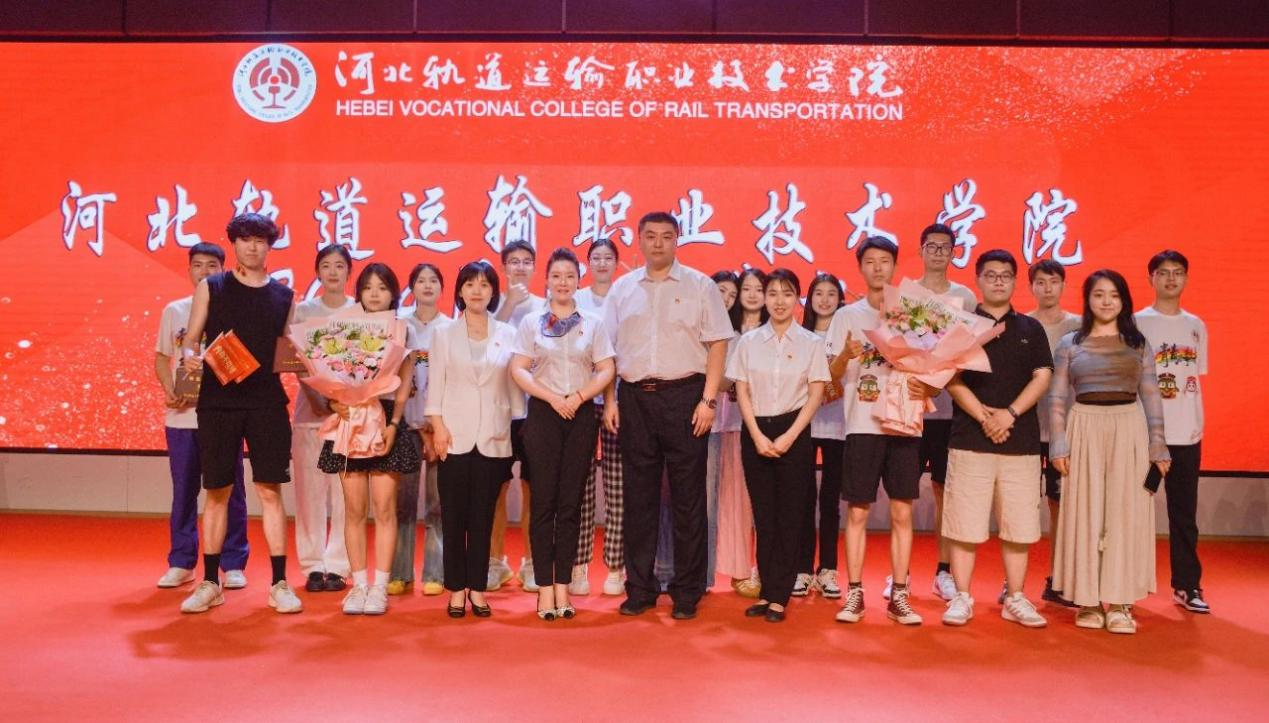 668393222b0d1.png 668393222b0d1.png